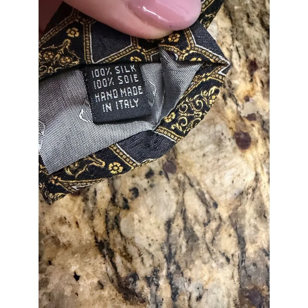 Valentino Cravatte Silk Tie Blue Gold Diamond Medallion Made in Italy
